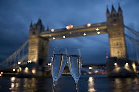 Champagne Thames Dinner Cruise